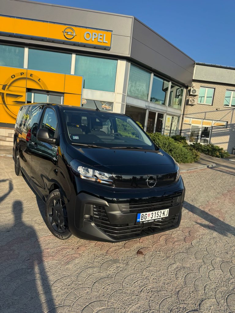 opel-vivaro-00001