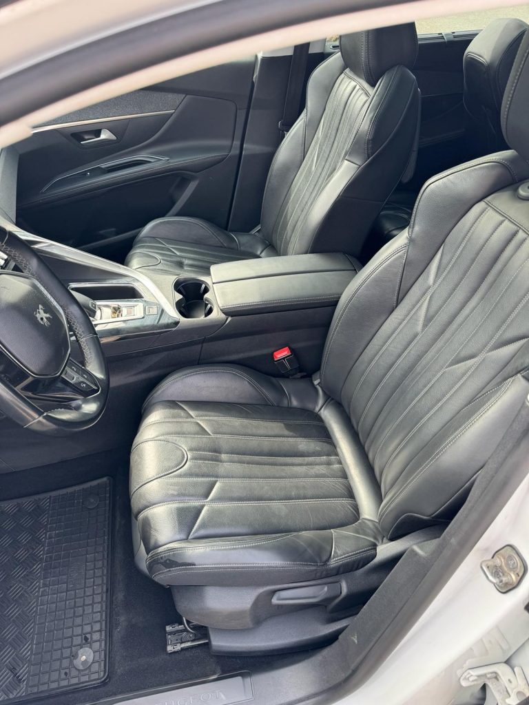 peugeot-5008-00005