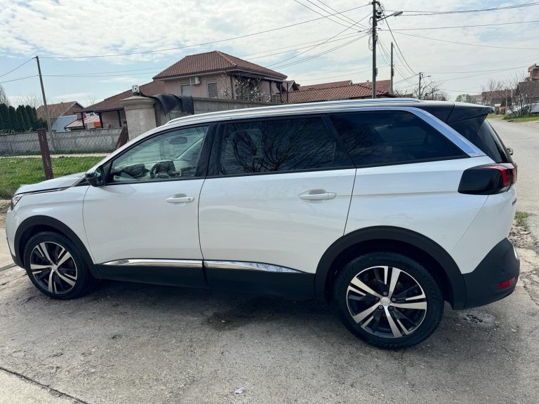 peugeot-5008-00010