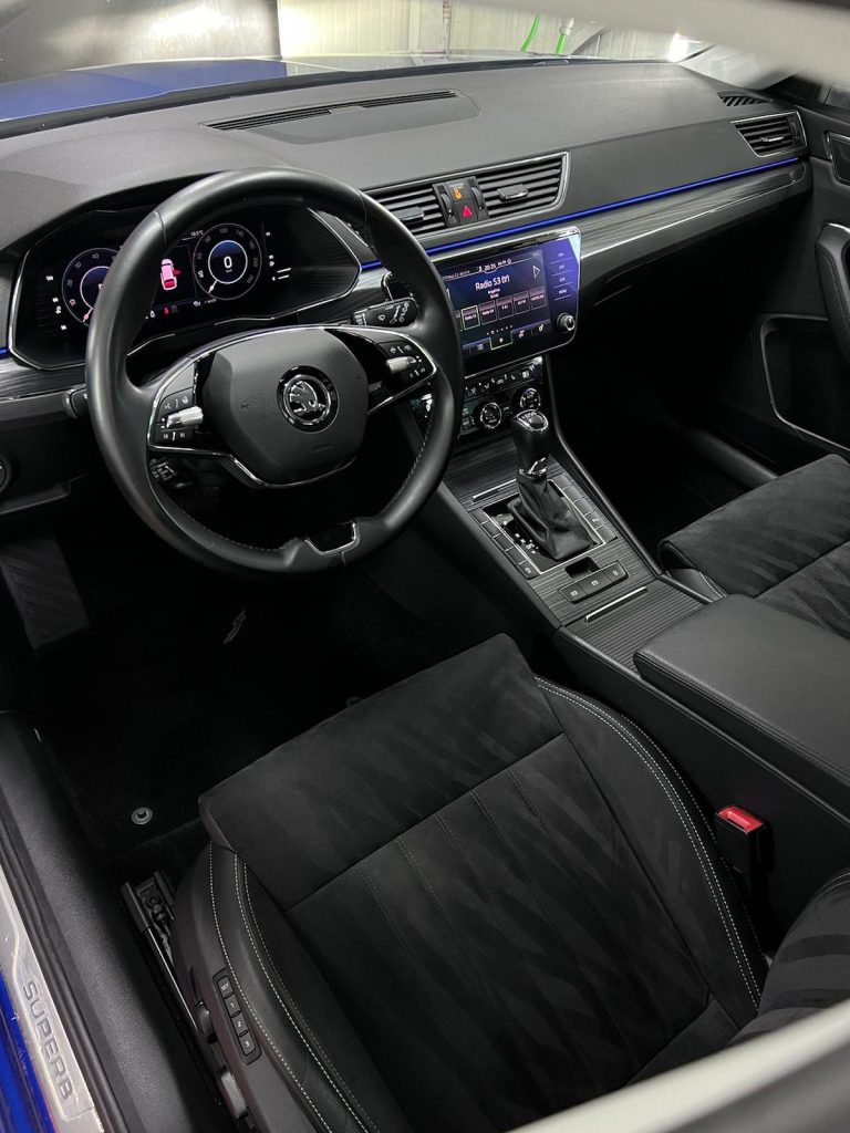 skoda-superb-karavan-00003