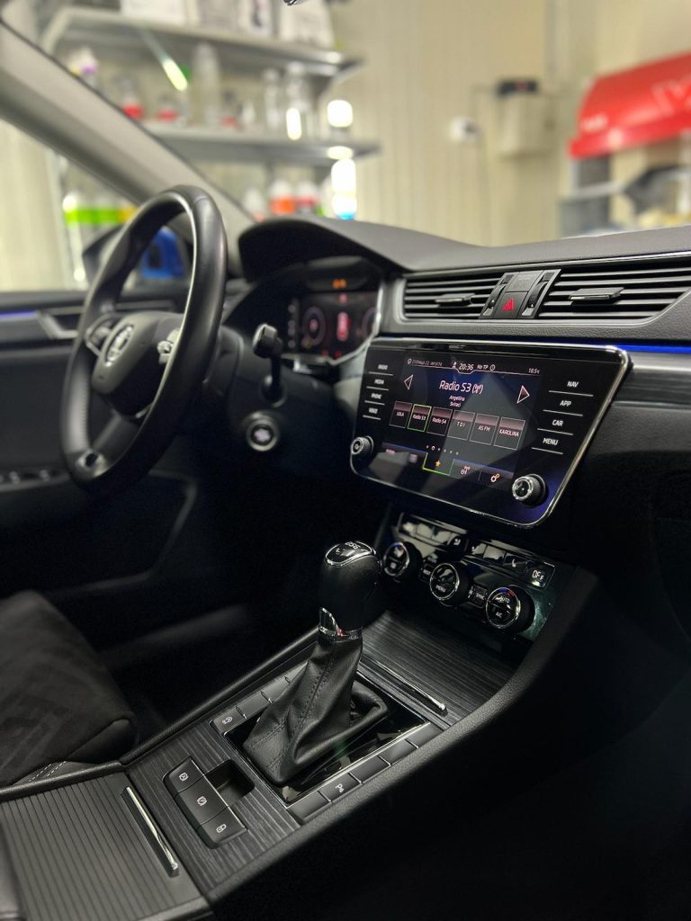 skoda-superb-karavan-00005