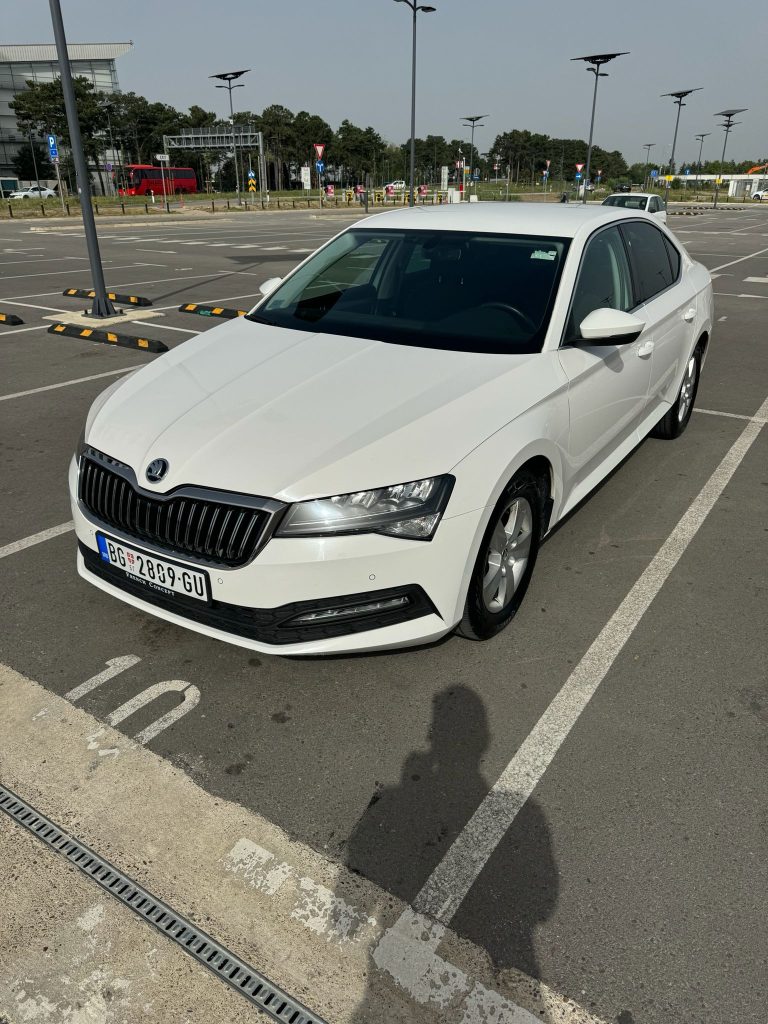 skoda-superb-limuzina-00001