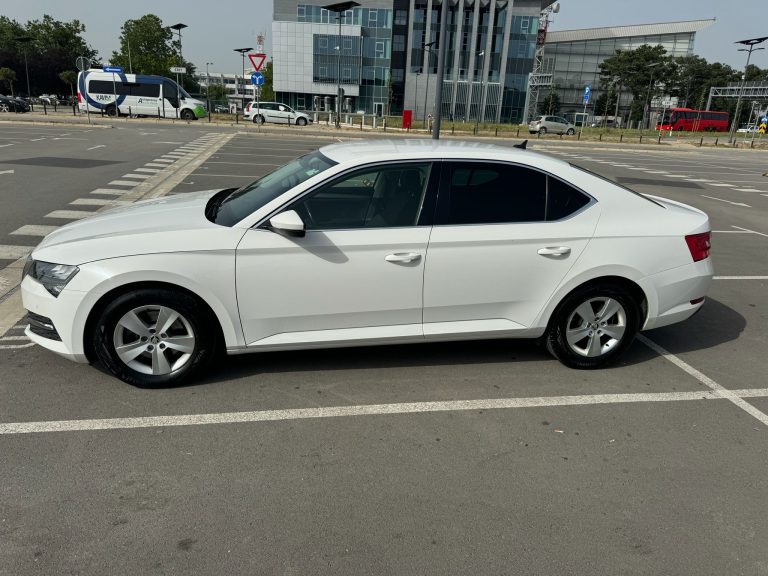 skoda-superb-limuzina-00013