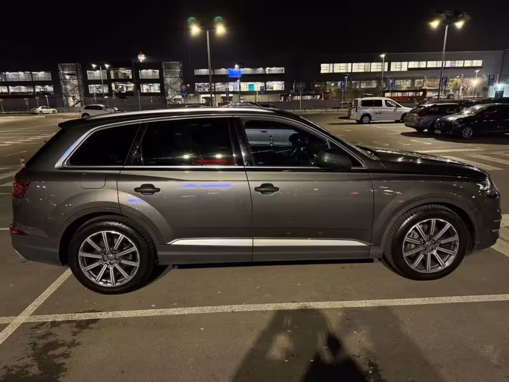 Audi q7 s line 00003