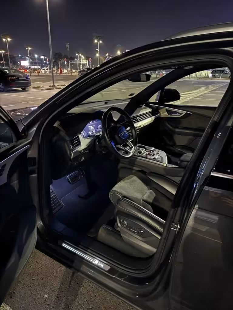 Audi q7 s line 00007
