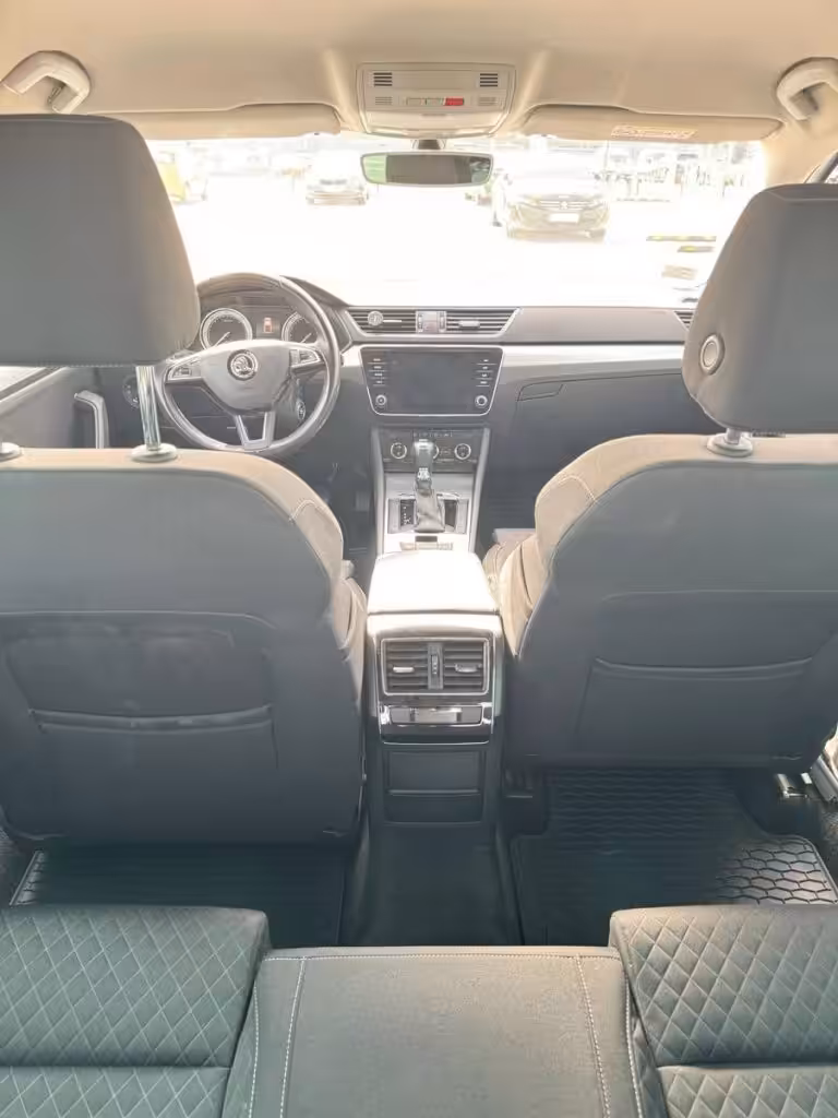 Skoda superb limuzina 00007
