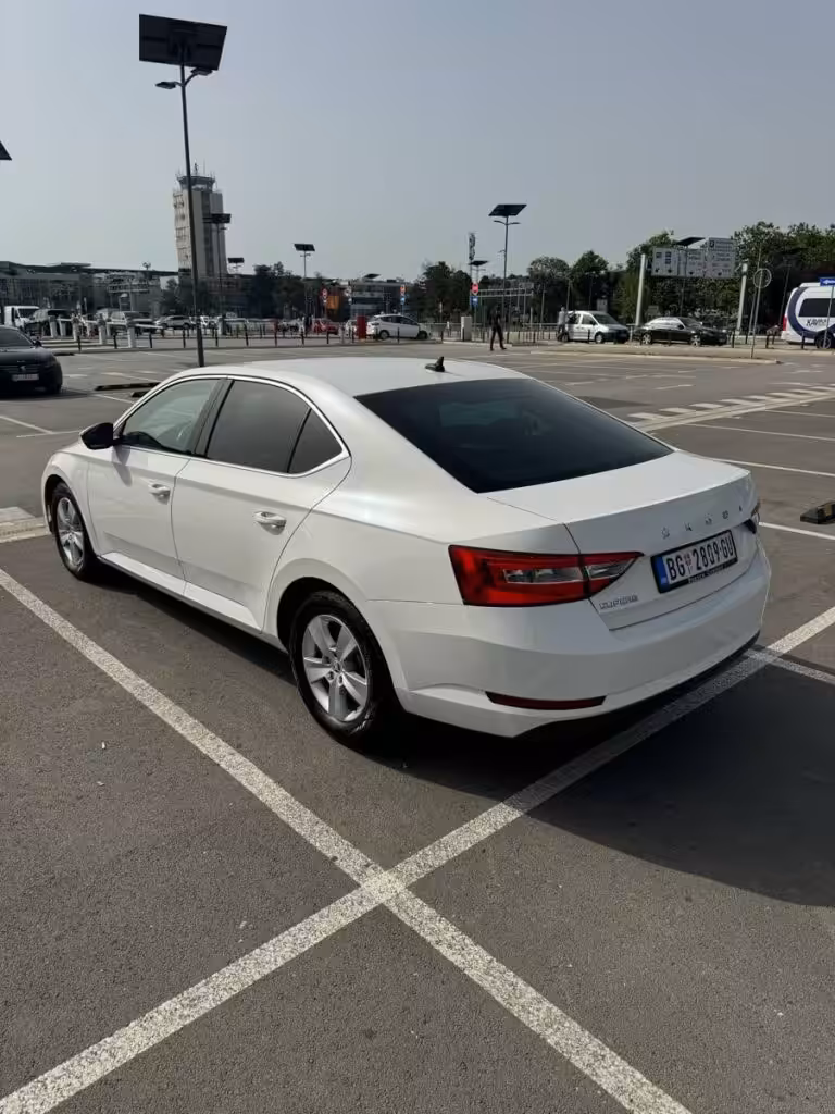 Skoda superb limuzina 00012